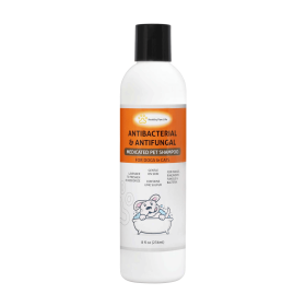 Classic's Medicated Pet Shampoo - Veterinary Treatment for Ringworm, Mange, Lice, and Dry Skin